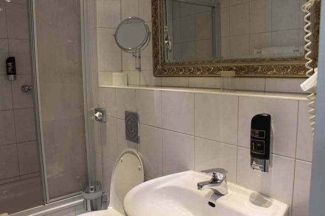 Altstadt Hotel St. Georg, Dusseldorf