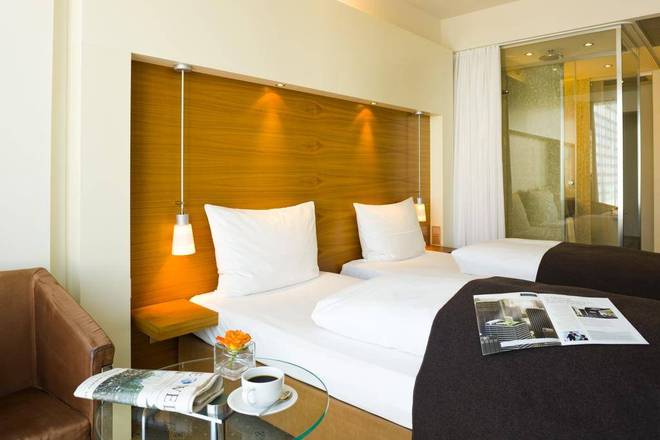 Pullman Dresden Newa, Dresden
