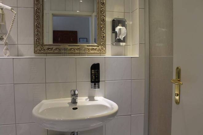 Altstadt Hotel St. Georg, Dusseldorf