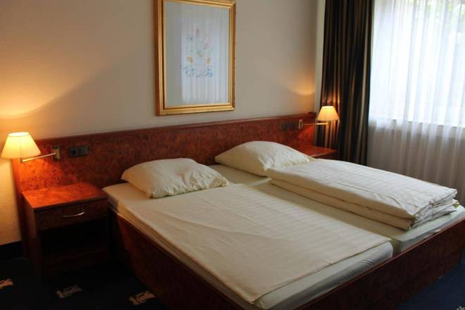 Altstadt Hotel St. Georg, Dusseldorf