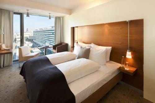 Pullman Dresden Newa, Dresden