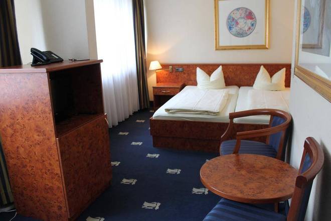 Altstadt Hotel St. Georg, Dusseldorf