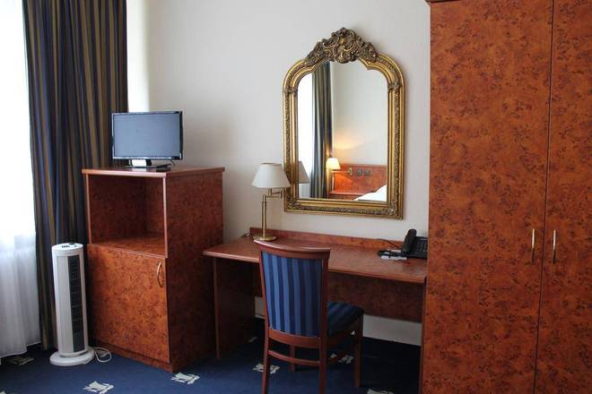 Altstadt Hotel St. Georg, Dusseldorf