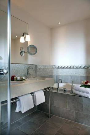 Hotel Elbflorenz Dresden, Dresden