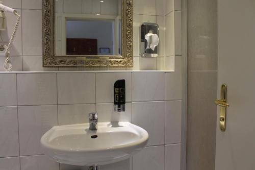 Altstadt Hotel St. Georg, Dusseldorf