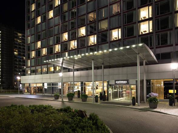 Pullman Dresden Newa, Dresden