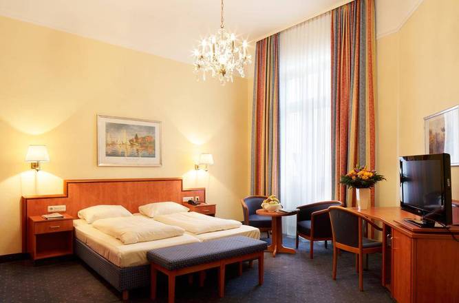 National, Frankfurt